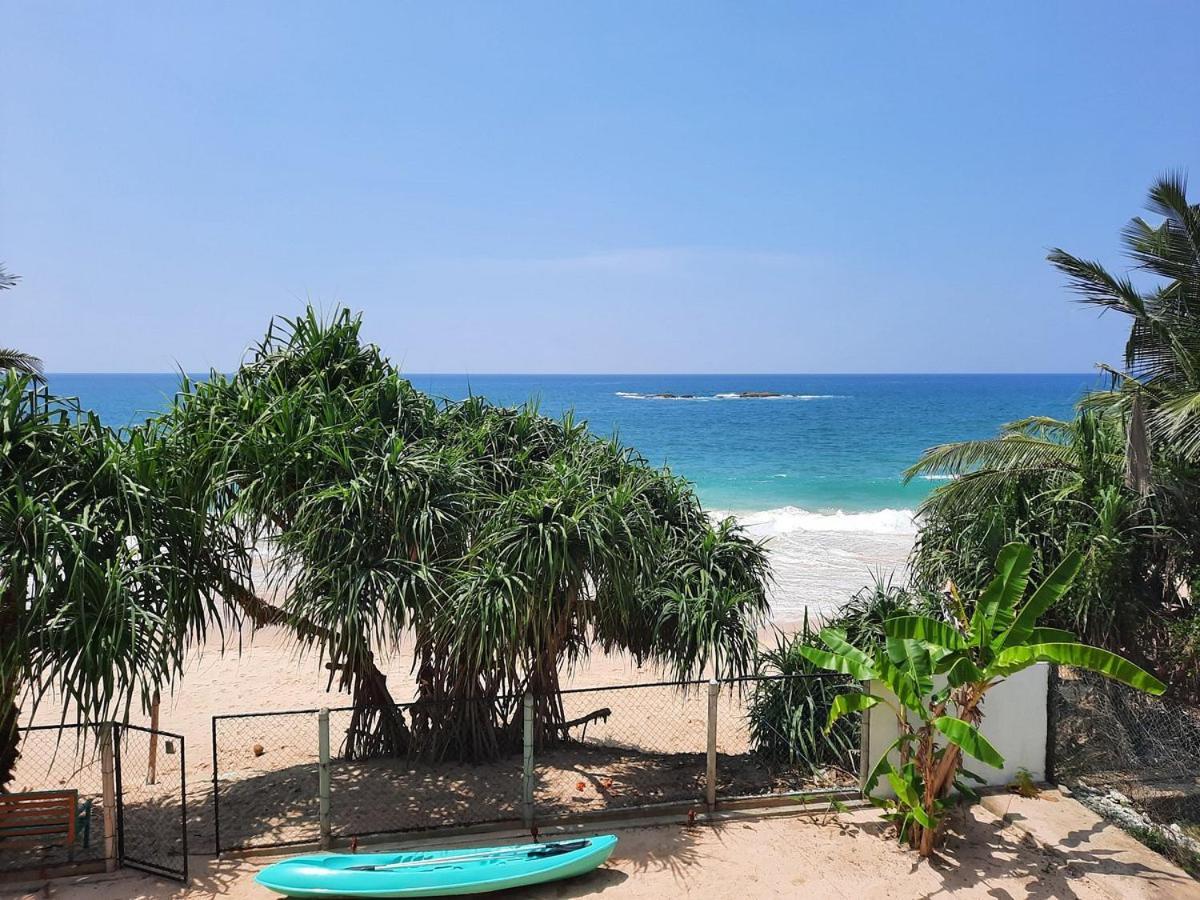 Sea Crest Beach Villa Амбаланґода Екстер'єр фото