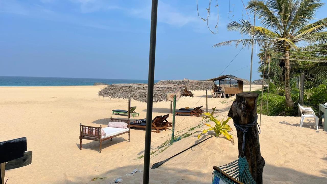 Sea Crest Beach Villa Амбаланґода Екстер'єр фото